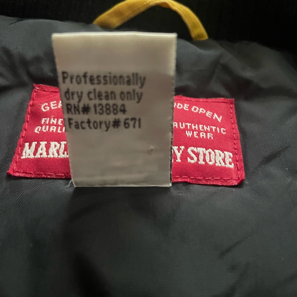 Vintage Adult Marlboro Red Country Store Coat (Size L) - Picture 6 of 7